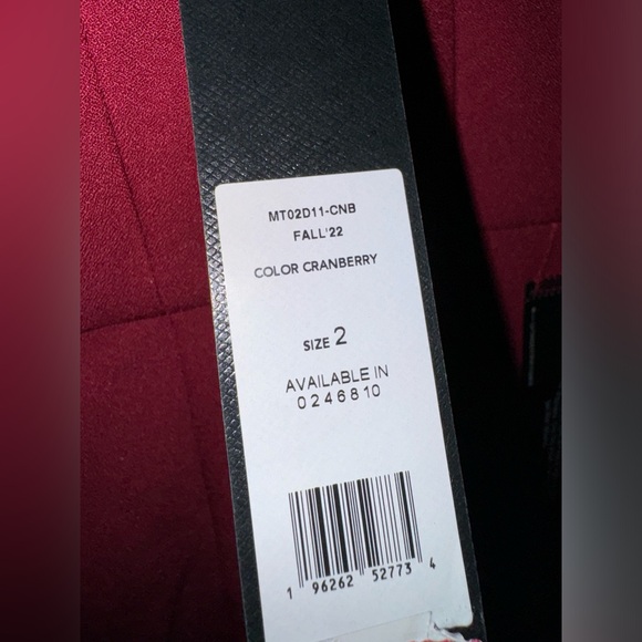 Beautiful Red Dress - Picture 5 of 6